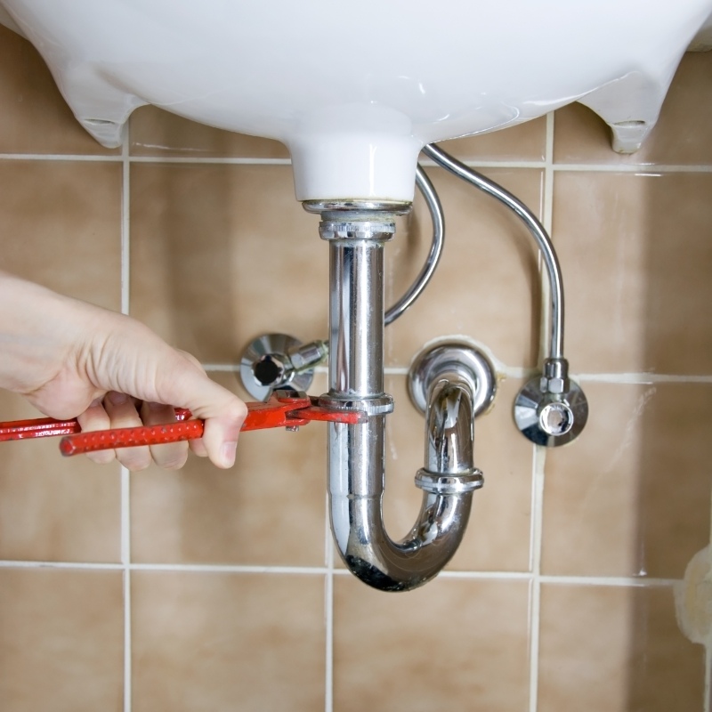 High-pressure drain jetting in Hackney